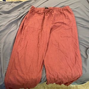Comfortable throw on pants